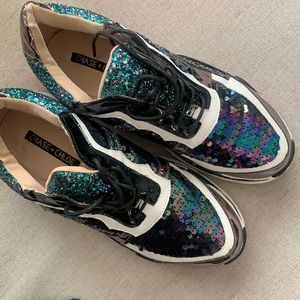 Sparkle shoes